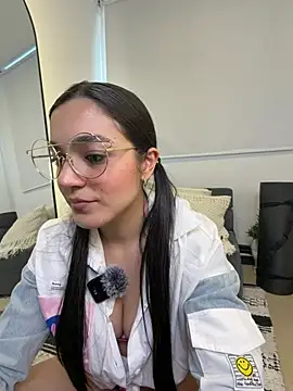 Snapshot of EVA_WILD1 chatting on February 17, 2026, 9:23 pm EVA WILD1 online show from February 17, 2026, 9:23 pm