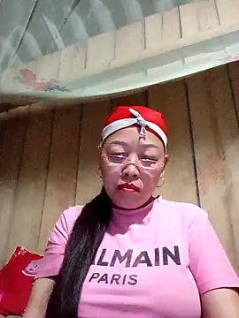Snapshot of Agnes-baby chatting on April 24, 2026, 1:24 pm Agnes-baby online show from April 24, 2026, 1:24 pm
