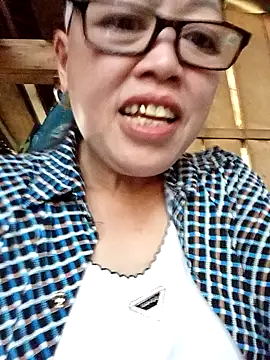 Snapshot of Agnes-baby chatting on April 28, 2026, 2:38 am Agnes-baby online show from April 28, 2026, 2:38 am