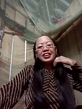 Snapshot of Agnes-baby chatting on April 11, 2026, 10:35 pm Agnes-baby online show from April 11, 2026, 10:35 pm