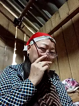 Snapshot of Agnes-baby chatting on March 23, 2026, 11:37 pm Agnes-baby online show from March 23, 2026, 11:37 pm