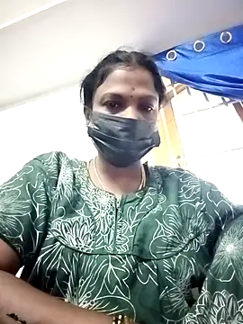 Snapshot of Tamil_Maha69 chatting on May 9, 2026, 12:47 am Tamil Maha69 online show from May 9, 2026, 12:47 am