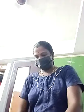 Snapshot of Tamil_Maha69 chatting on April 3, 2026, 12:50 am Tamil Maha69 online show from April 3, 2026, 12:50 am