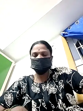 Snapshot of Tamil_Maha69 chatting on May 5, 2026, 12:24 am Tamil Maha69 online show from May 5, 2026, 12:24 am