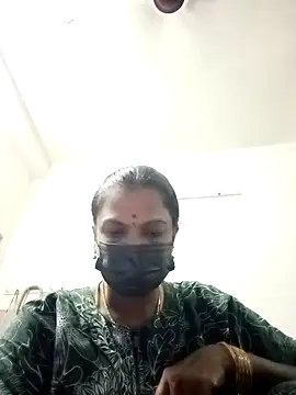 Snapshot of Tamil_Maha69 chatting on April 1, 2026, 12:24 am Tamil Maha69 online show from April 1, 2026, 12:24 am
