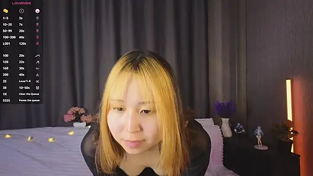 MartaHexen online show from February 3, 2026, 4:12 pm