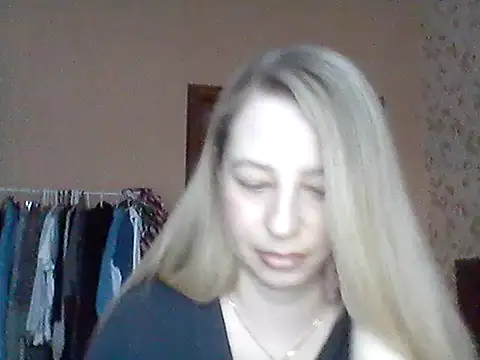 Miralisse online show from February 21, 2026, 2:52 pm