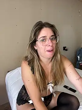 soyanahii online show from February 28, 2026, 1:55 pm