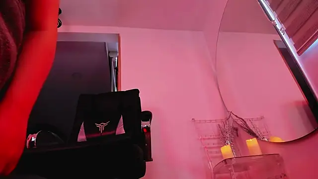 Snapshot of Sweet_lenna chatting on June 11, 2026, 12:54 am Sweet lenna online show from June 11, 2026, 12:54 am
