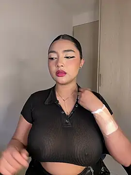 SASHASTRADA  online show from February 21, 2026, 1:07 am