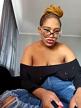 Sultrydiva1 online show from January 16, 2026, 11:03 am