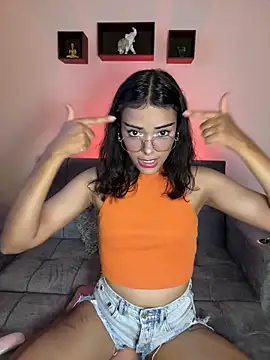 Iam Lyan  online show from March 21, 2026, 7:29 pm