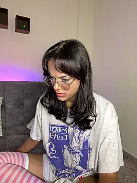 Snapshot of Iam_Lyan_ chatting on May 6, 2026, 5:50 pm Iam Lyan online show from May 6, 2026, 5:50 pm