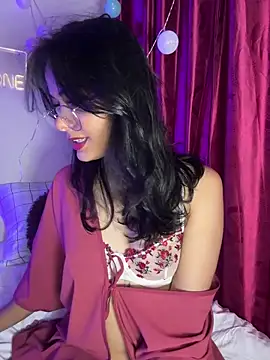 Snapshot of Iam_Lyan_ chatting on February 14, 2026, 10:43 pm Iam Lyan online show from February 14, 2026, 10:43 pm