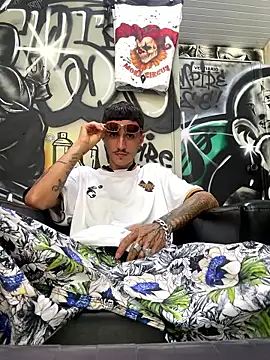 SweetCumshot online show from January 15, 2026, 3:48 pm