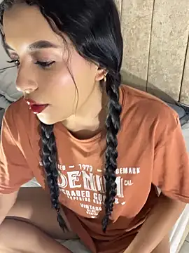 JessyRay  online show from February 9, 2026, 8:29 pm