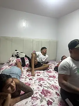 soytokio2025 online show from February 6, 2026, 1:23 am