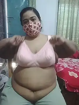 Snapshot of momo_loves chatting on March 17, 2026, 6:05 am momo loves online show from March 17, 2026, 6:05 am