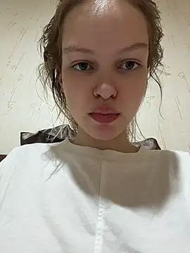 Snapshot of AshleyMur chatting on July 30, 2026, 12:43 am AshleyMur online show from July 30, 2026, 12:43 am