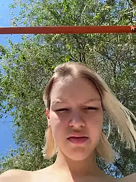 AshleyMur online show from June 5, 2026, 7:03 am