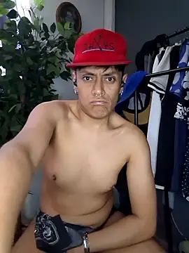 AlexxRomm online show from January 18, 2026, 6:33 pm