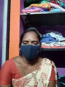 Tamil Hot Divya online show from March 8, 2026, 6:22 pm