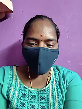 Tamil Hot Divya online show from March 4, 2026, 10:34 am