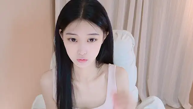 Snapshot of iiiiiiiiiu chatting on April 13, 2026, 4:05 am iiiiiiiiiu online show from April 13, 2026, 4:05 am