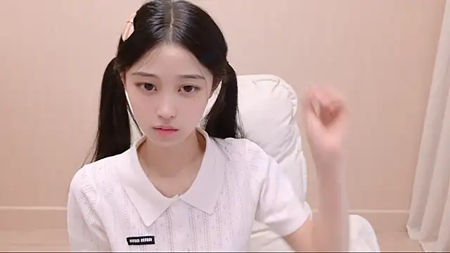 Snapshot of iiiiiiiiiu chatting on May 11, 2026, 2:45 pm iiiiiiiiiu online show from May 11, 2026, 2:45 pm
