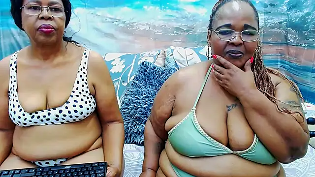 SEXY MATURExx online show from July 26, 2026, 12:23 pm
