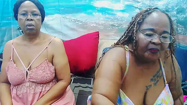 SEXY MATURExx online show from June 24, 2026, 5:22 pm