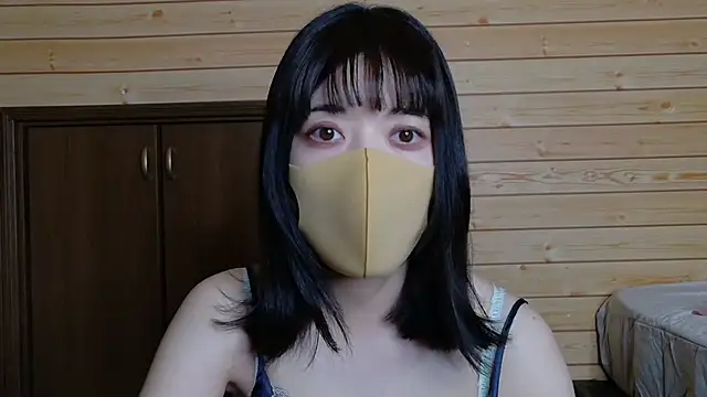 minami room online show from July 2, 2026, 12:33 pm