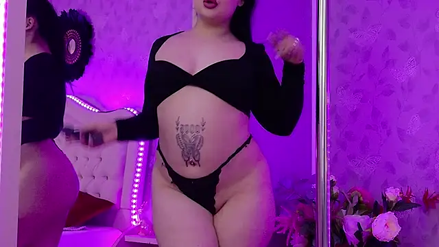 LunaXBabe online show from April 25, 2026, 1:41 pm