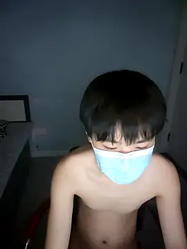 tinKKKKKKL online show from February 4, 2026, 6:25 pm