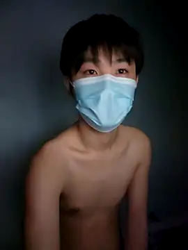 tinKKKKKKL online show from February 6, 2026, 4:58 pm