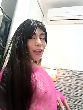 KATA LINNA online show from February 11, 2026, 1:49 am