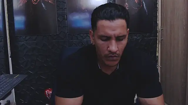 Snapshot of viktor_herrera chatting on May 10, 2026, 5:00 am viktor herrera online show from May 10, 2026, 5:00 am