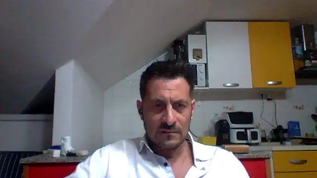 colosone online show from May 2, 2026, 10:59 pm