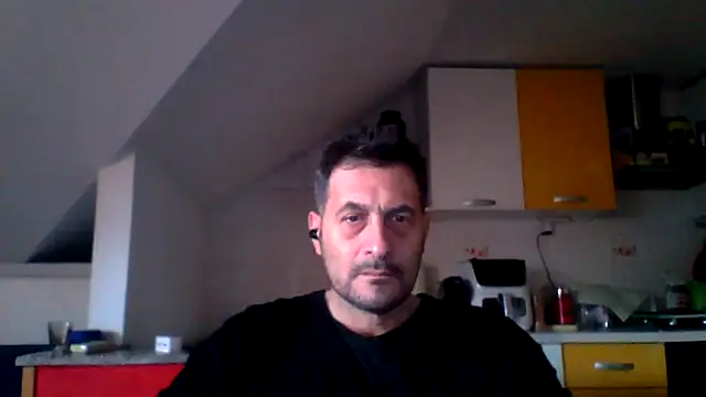 Snapshot of colosone chatting on February 6, 2026, 7:59 am colosone online show from February 6, 2026, 7:59 am