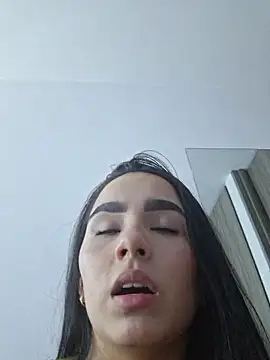 ZaraClarck online show from January 14, 2026, 11:30 pm