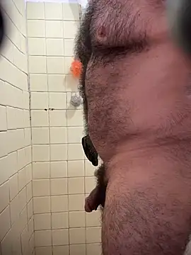 wolfbucker online show from April 8, 2026, 6:53 pm