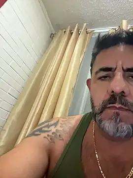 Snapshot of wolfbucker chatting on January 8, 2026, 5:02 am wolfbucker online show from January 8, 2026, 5:02 am