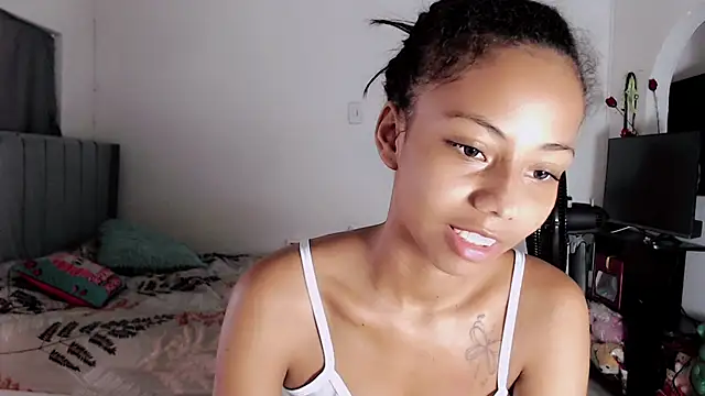 Snapshot of linda_brown_ chatting on February 27, 2026, 12:38 pm linda brown online show from February 27, 2026, 12:38 pm