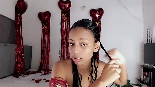 Snapshot of linda_brown_ chatting on February 14, 2026, 1:11 pm linda brown online show from February 14, 2026, 1:11 pm