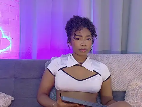 tanysha888 online show from June 25, 2026, 1:38 pm