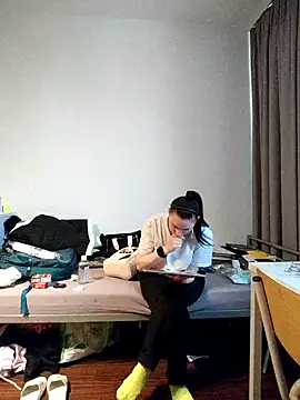 LissieDemons online show from February 1, 2026, 8:56 am