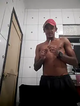 Magrinhodelicia011 online show from May 7, 2026, 12:04 am