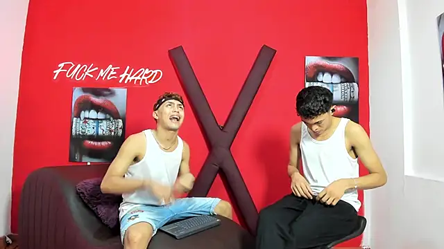 Snapshot of AVENGER_BOYS2026 chatting on March 21, 2026, 7:18 pm AVENGER BOYS2026 online show from March 21, 2026, 7:18 pm