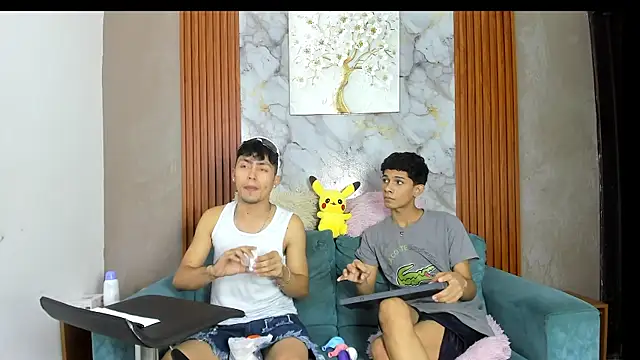 Snapshot of AVENGER_BOYS2026 chatting on June 21, 2026, 7:19 pm AVENGER BOYS2026 online show from June 21, 2026, 7:19 pm