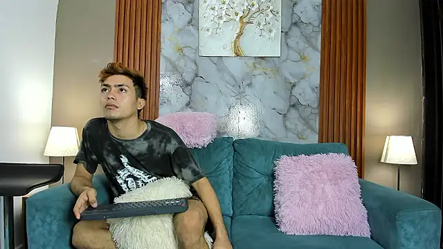 Snapshot of AVENGER_BOYS2026 chatting on March 7, 2026, 2:00 pm AVENGER BOYS2026 online show from March 7, 2026, 2:00 pm